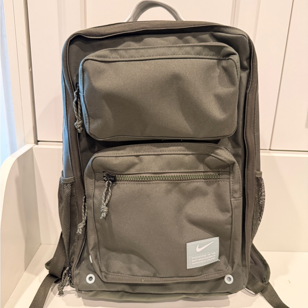 Nike Olive Backpack for Men